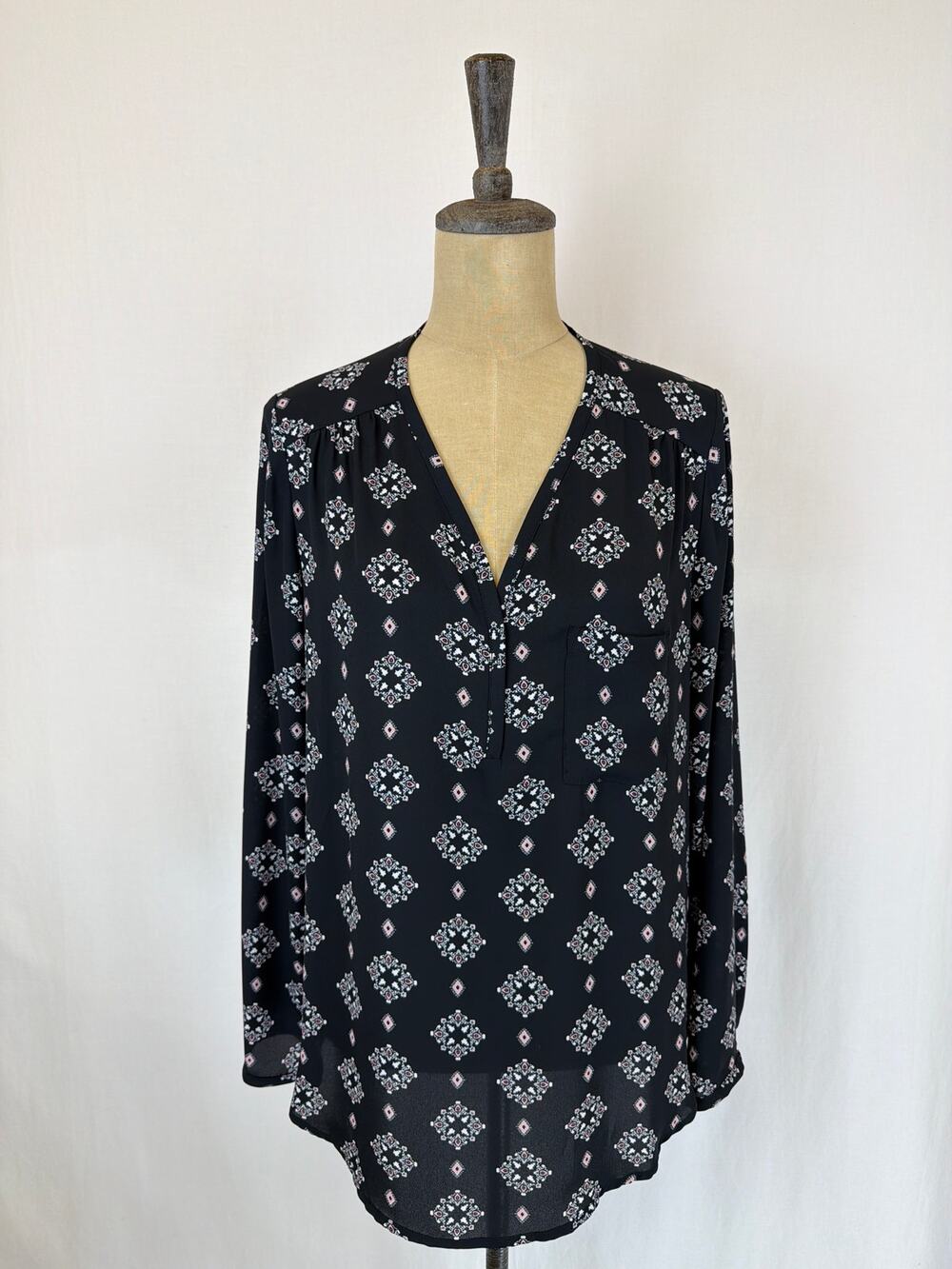 Anthropologie Pleione Black Patterned Blouse Medium #0616
